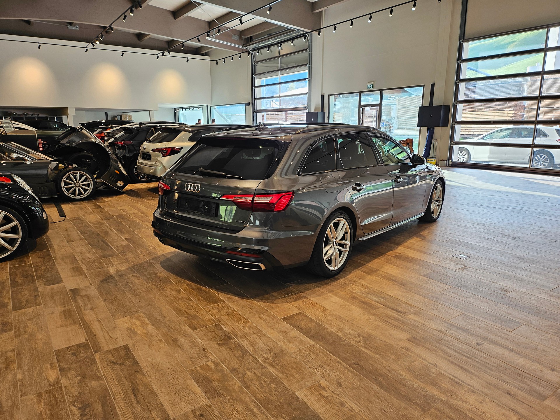 AUDI A4 Avant 50 TDI S line quattro tiptronicđ„AHKđ„8-fachđ„-image-8