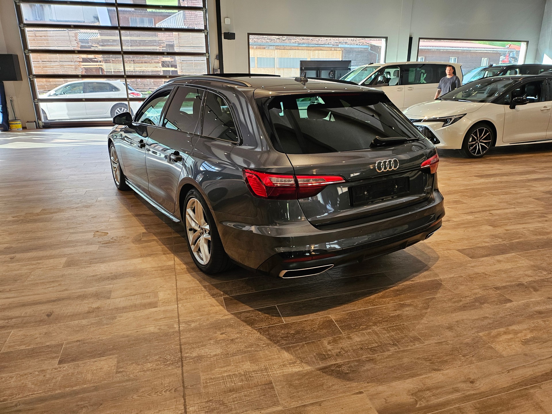 AUDI A4 Avant 50 TDI S line quattro tiptronicđ„AHKđ„8-fachđ„-image-12