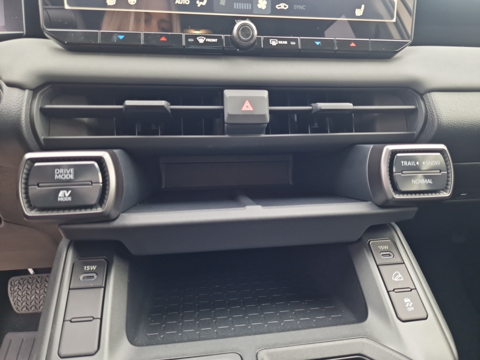 TOYOTA RAV-4 2.5 HSD Trend AWD-image-13