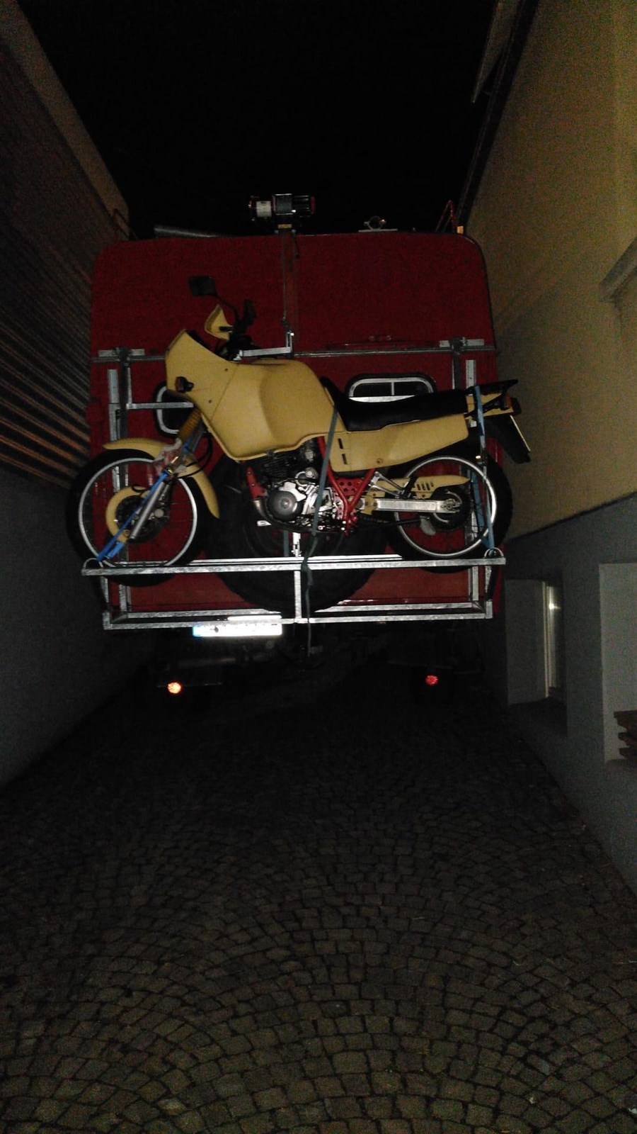 IVECO (MAGIRUS) mercur 125 D 10-image-17
