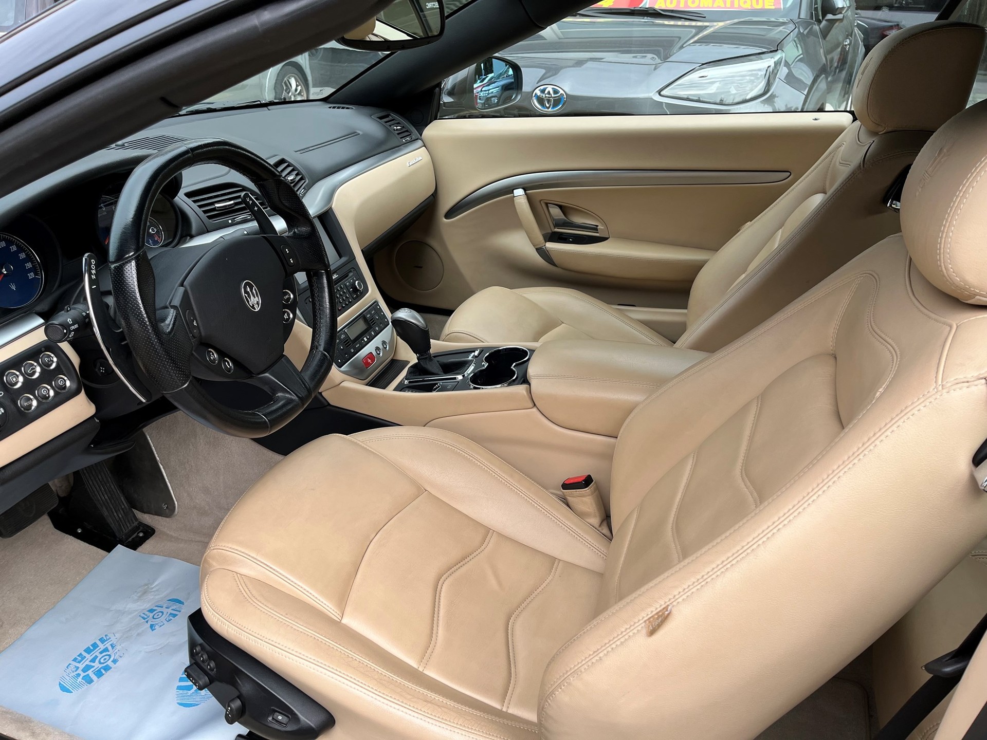 MASERATI GranCabrio Automatica-image-10