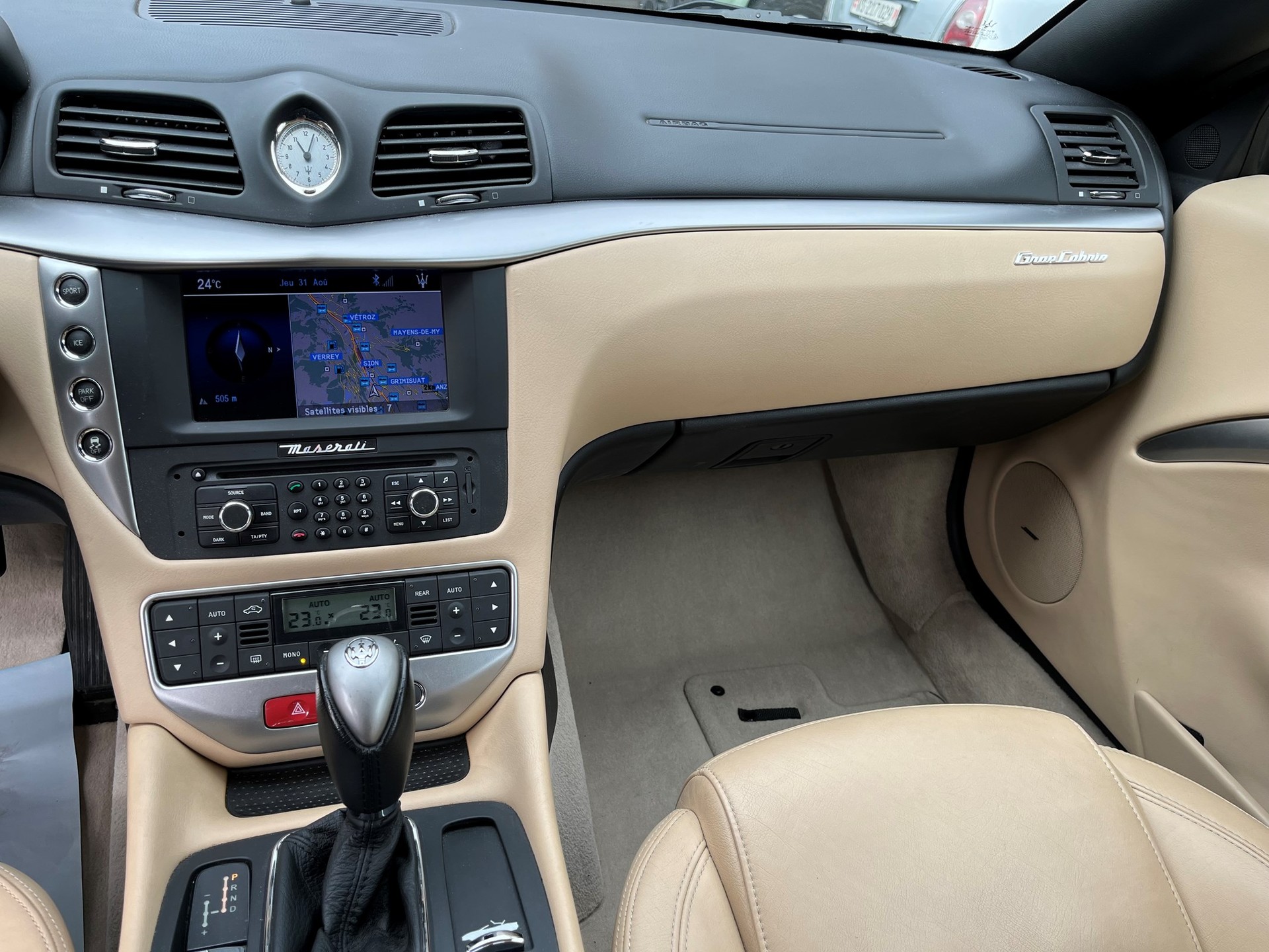 MASERATI GranCabrio Automatica-image-11