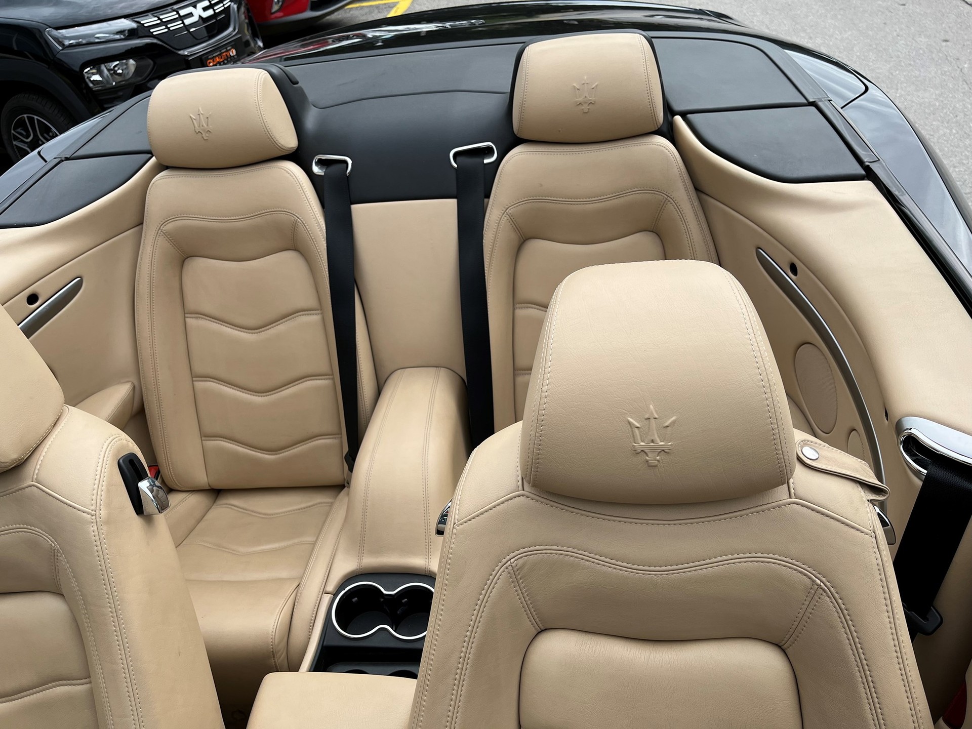 MASERATI GranCabrio Automatica-image-18