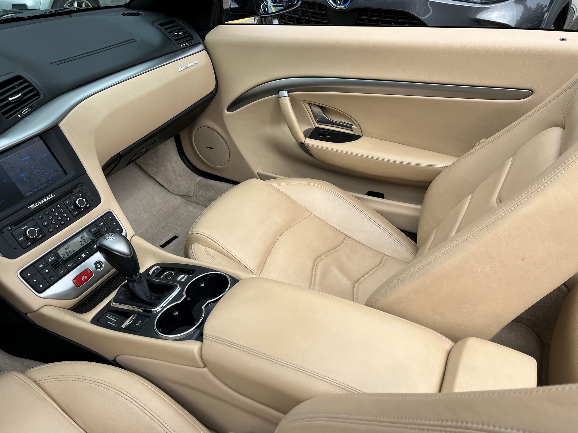 MASERATI GranCabrio Automatica-image-20