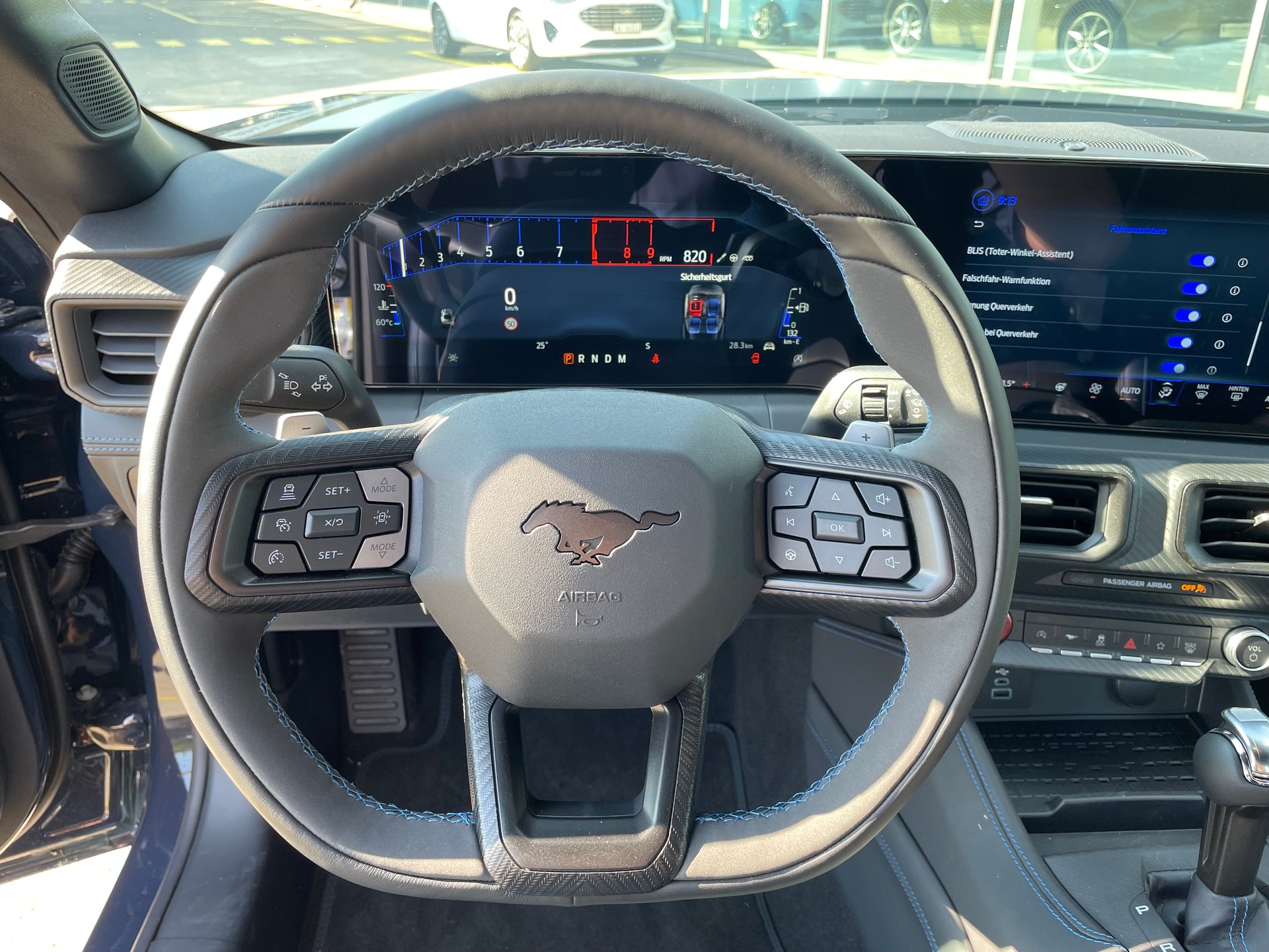 FORD Mustang Fastback 5.0 V8 Dark Horse Automat-image-16