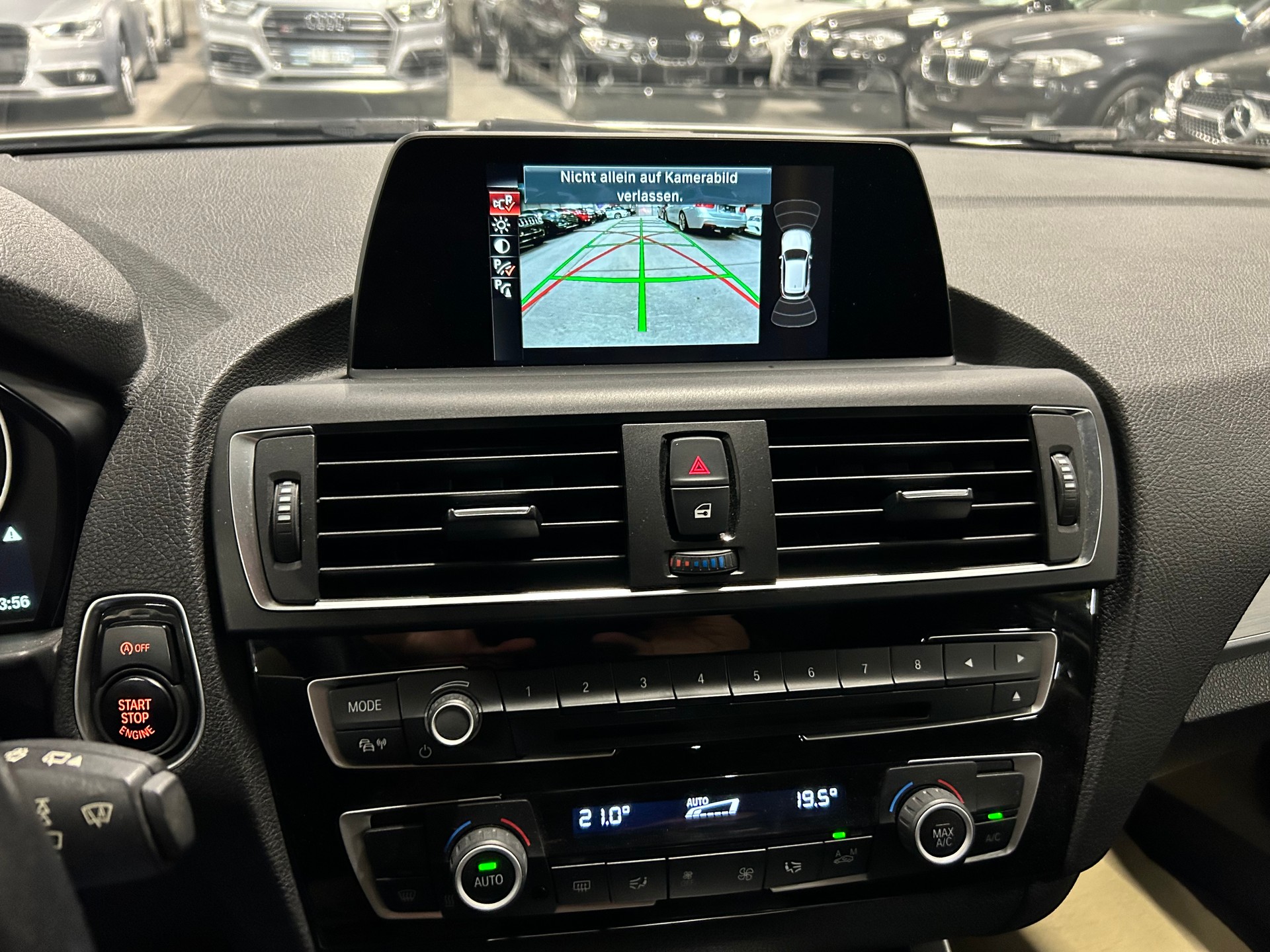 BMW 118i Steptronic-image-11