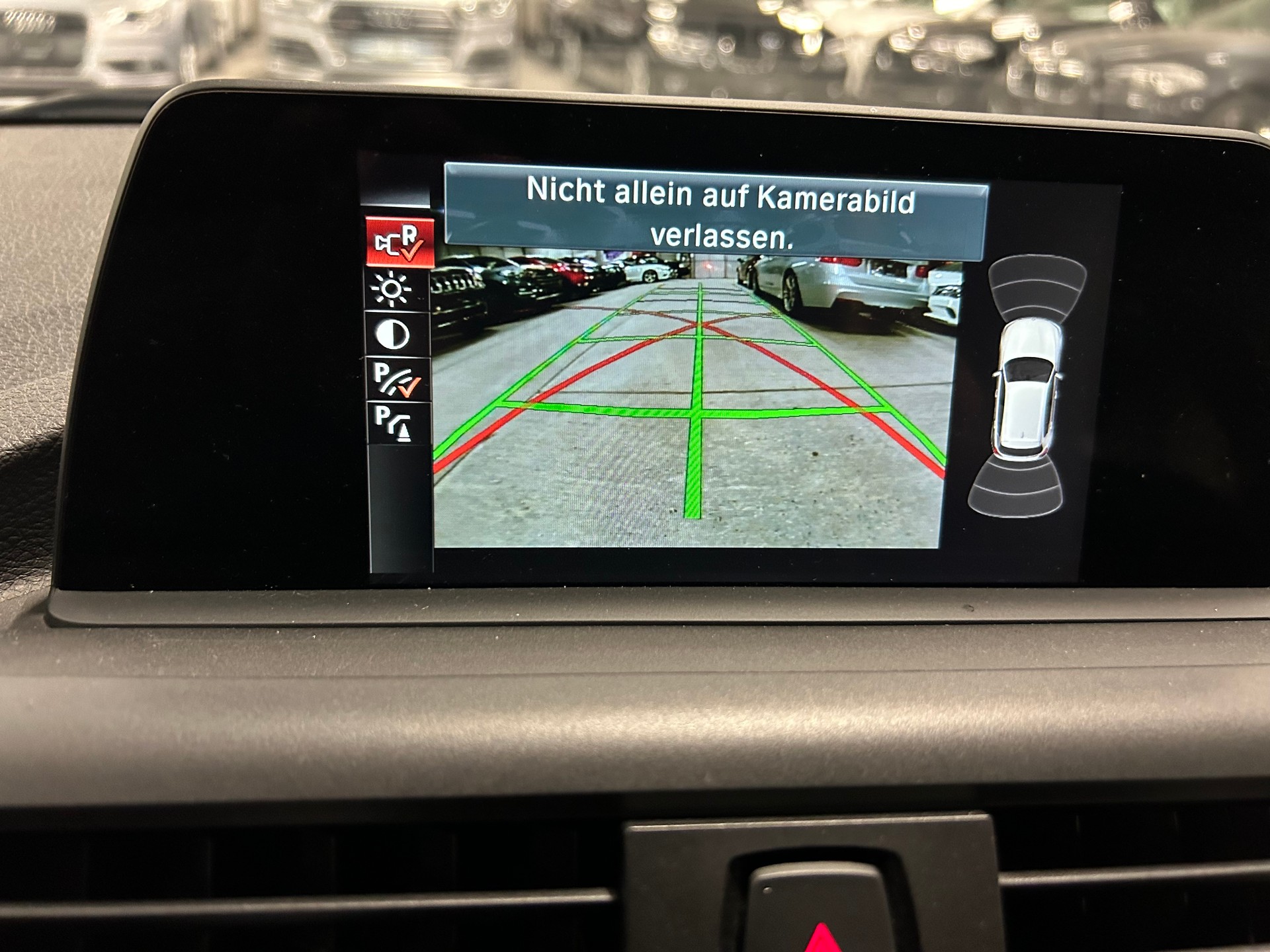 BMW 118i Steptronic-image-10