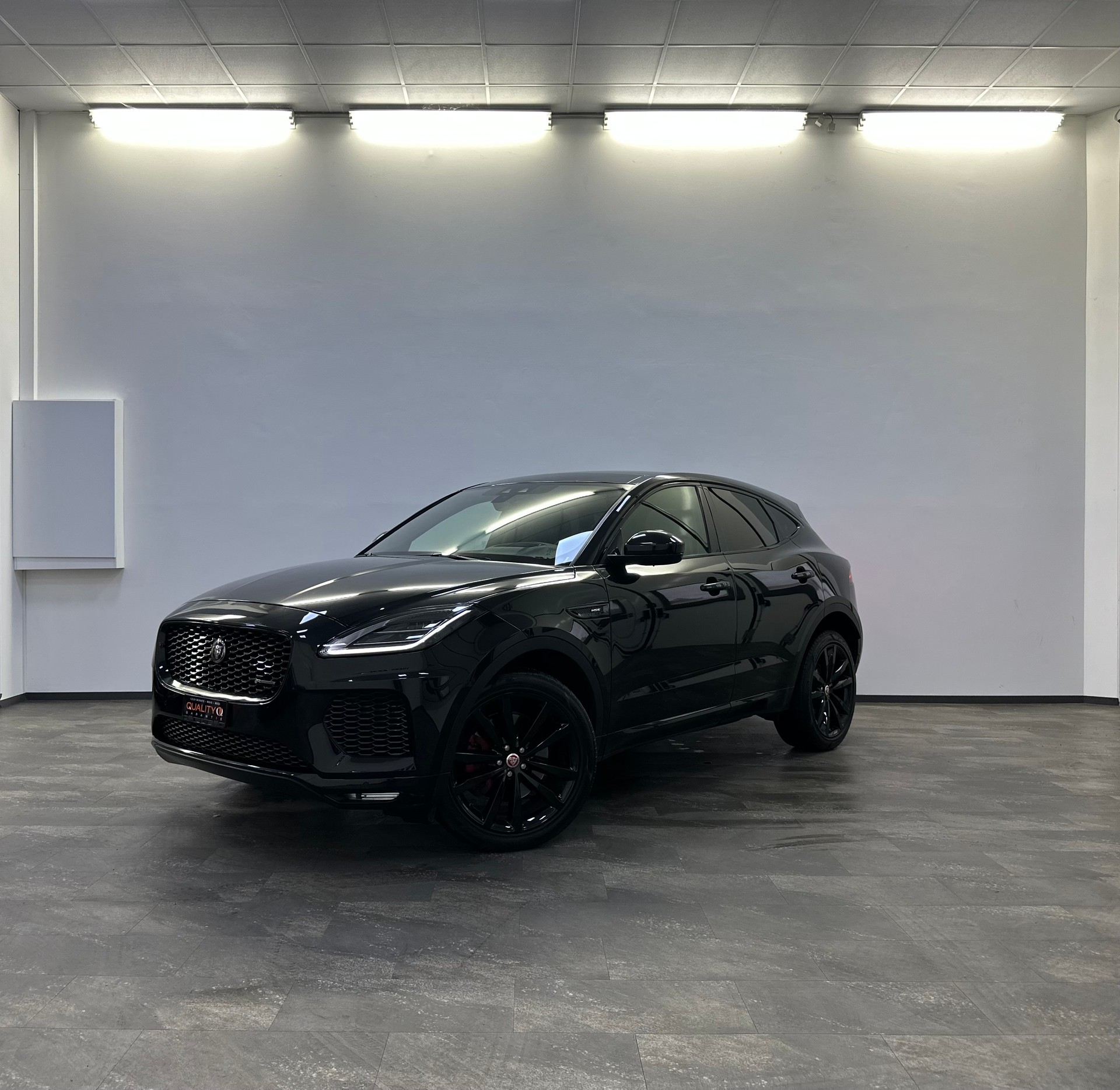 JAGUAR E-Pace 2.0d D240 R-Dynamic HSE AWD Automatik
