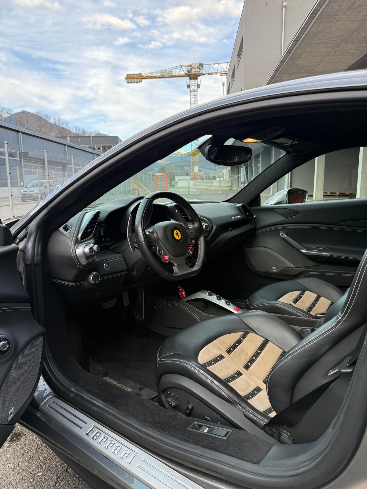 FERRARI 488 GTB 3.9 V8-image-9