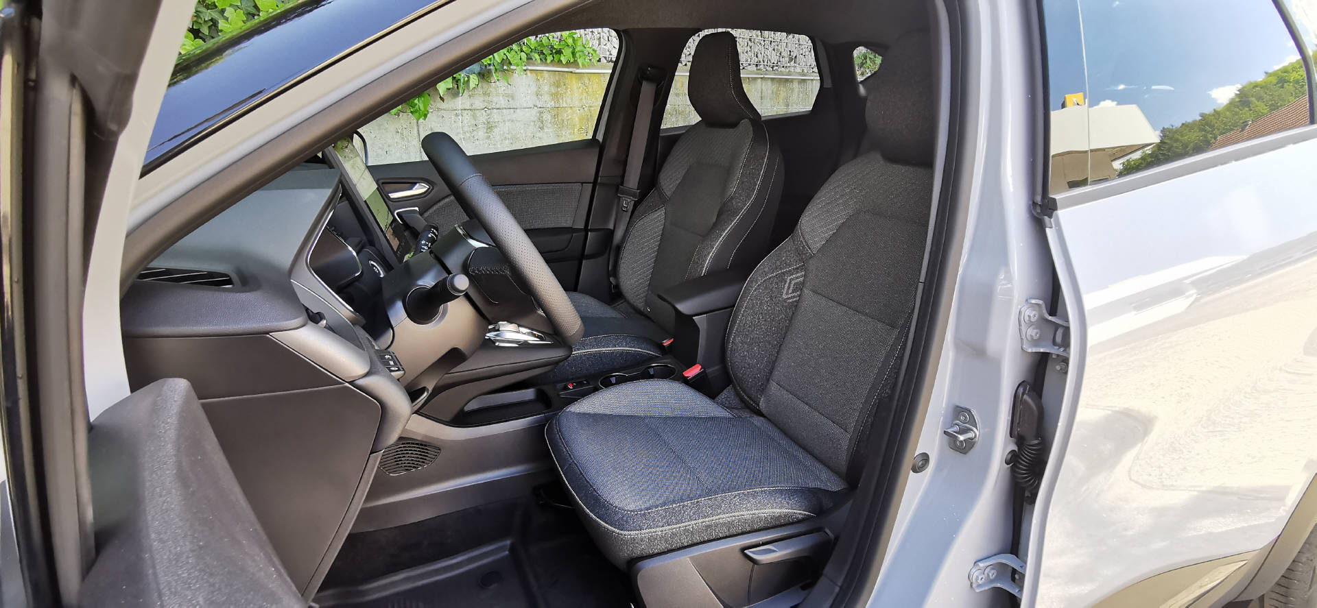 RENAULT Captur 1.6 E-Tech techno-image-7