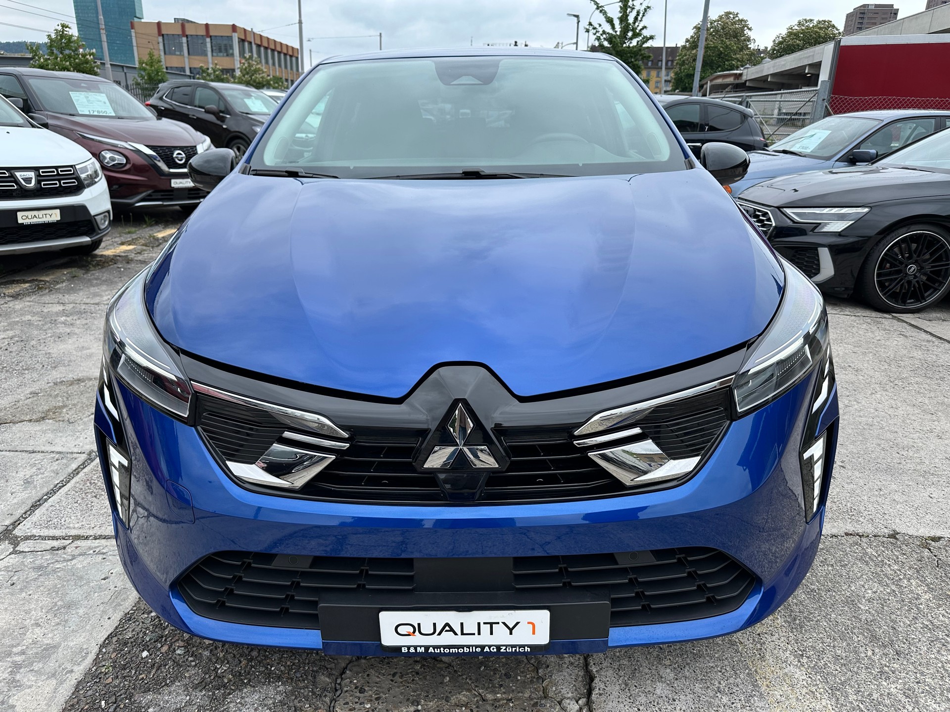 MITSUBISHI COLT 1.0 Invite-showroom-element-1