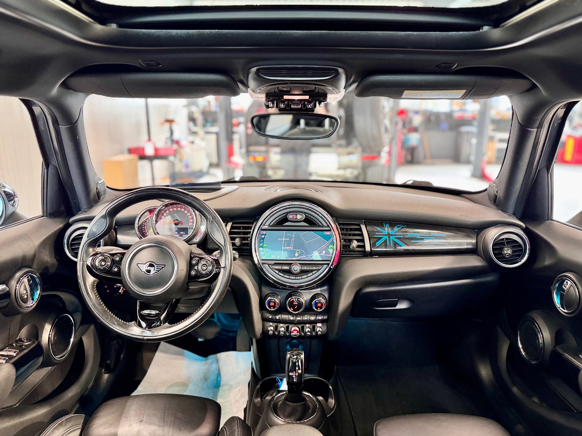 MINI Cooper S Steptronic DKG-image-8