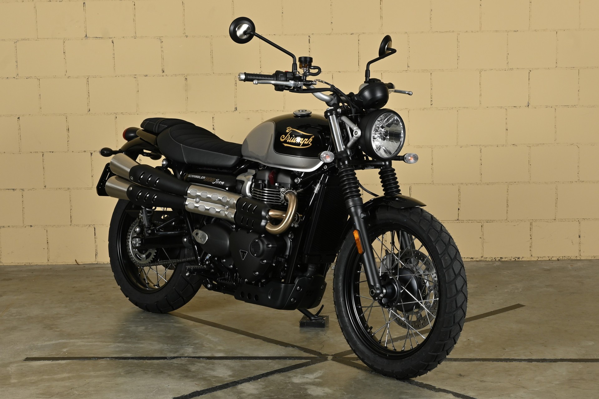 TRIUMPH Scrambler 900-image-1