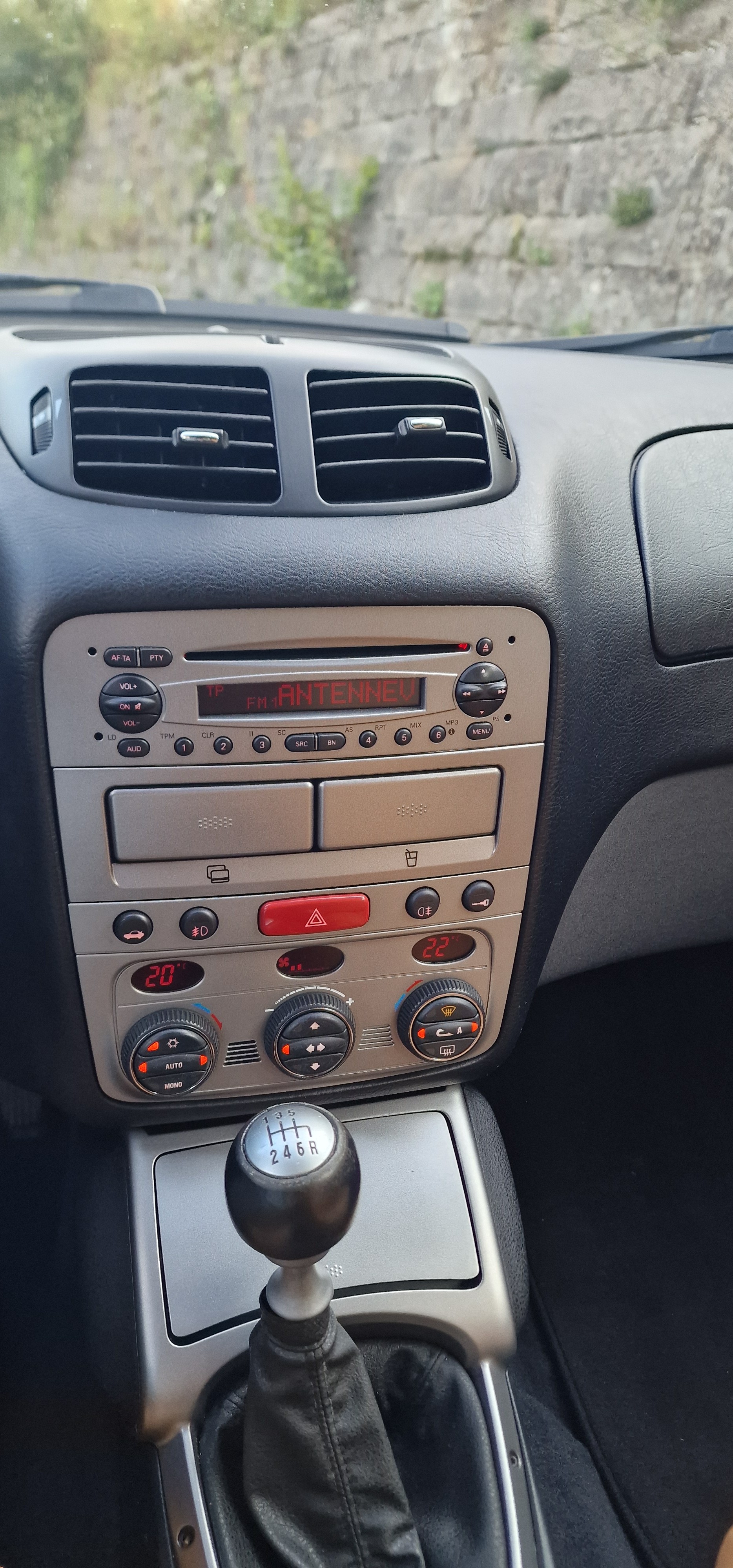 ALFA ROMEO GT 3.2 V6 Distinctive-image-5