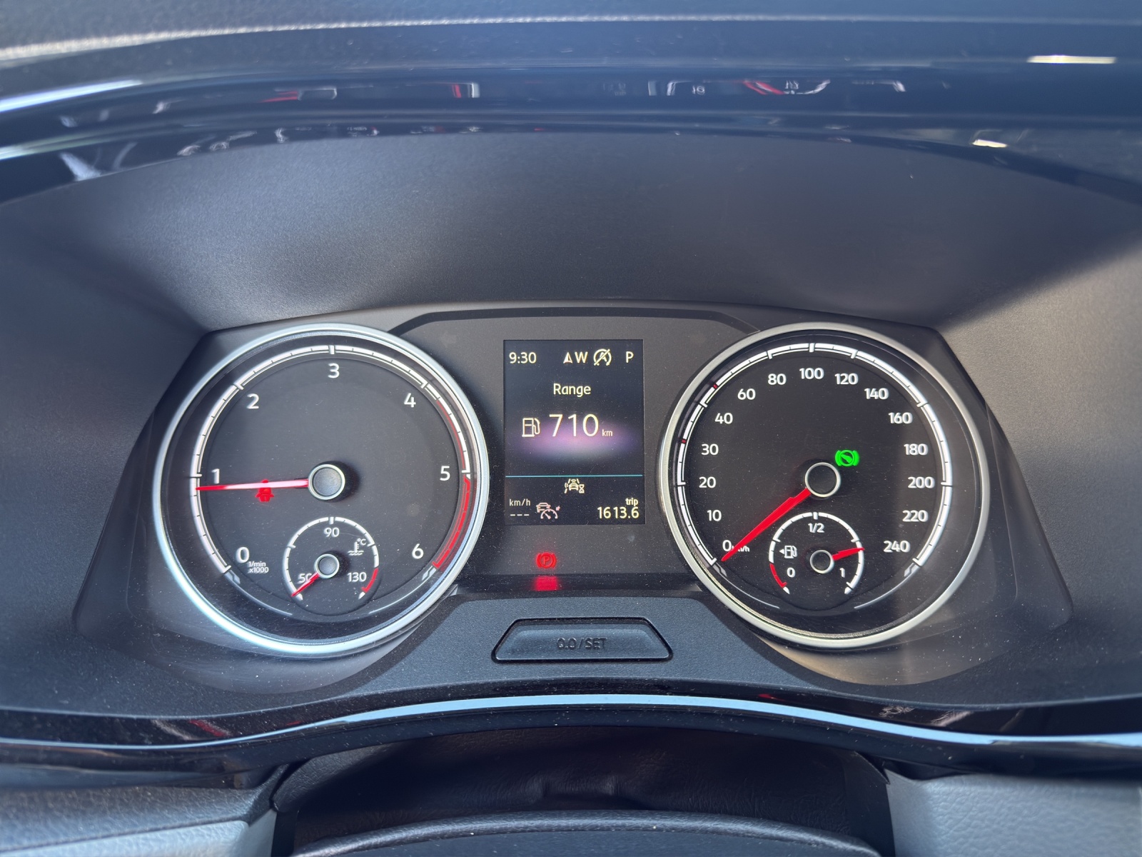 VW T6.1 2.0 TDI 4Motion DSG-image-11