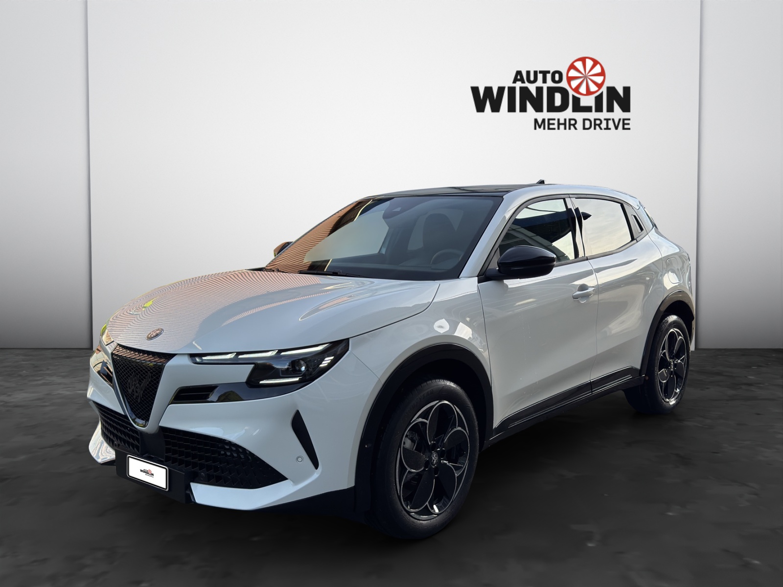 ALFA ROMEO Junior 1.2 Ibrida Q4 SKY-showroom-element-1