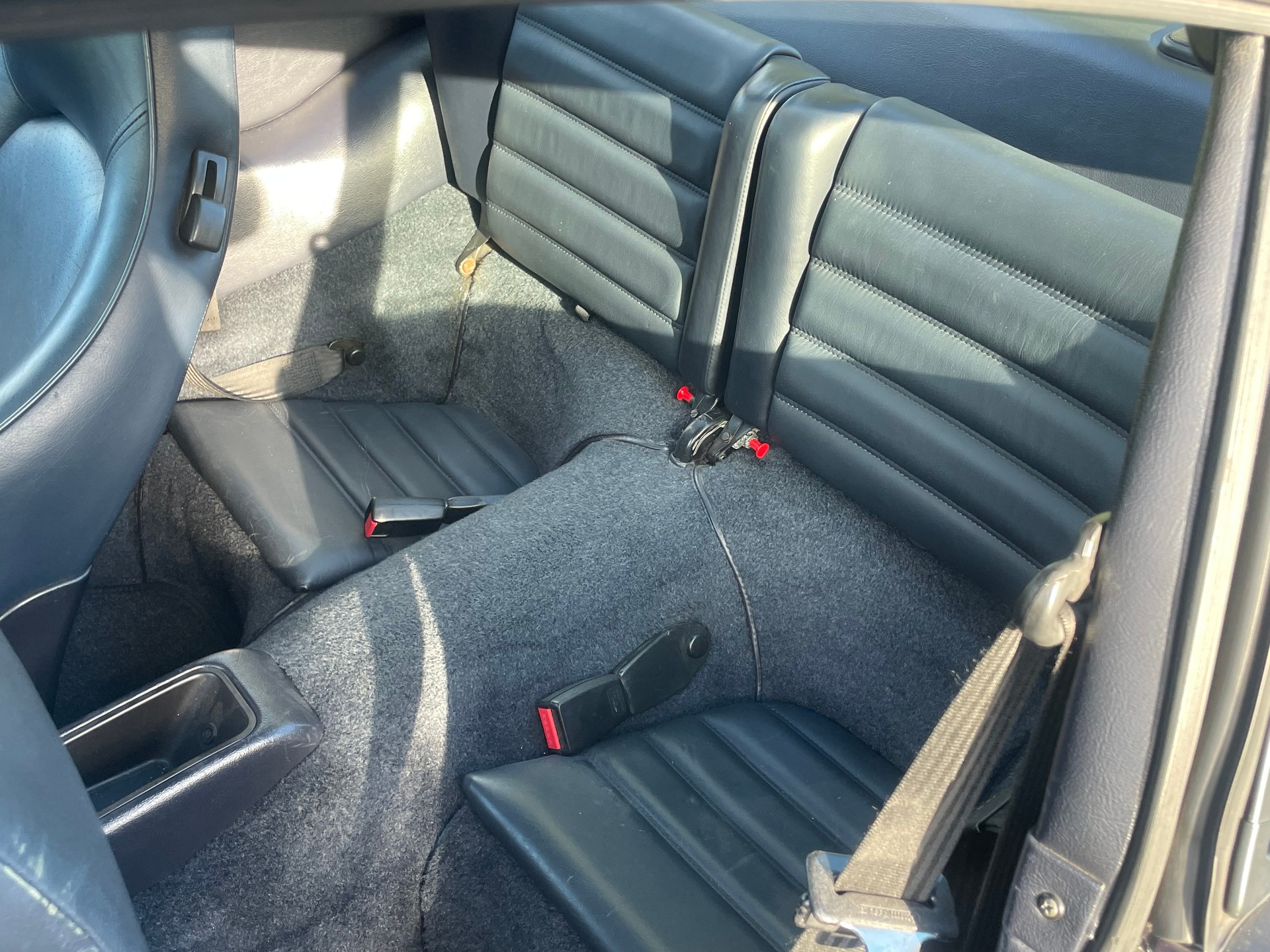 PORSCHE 911 Carrera 4-image-8