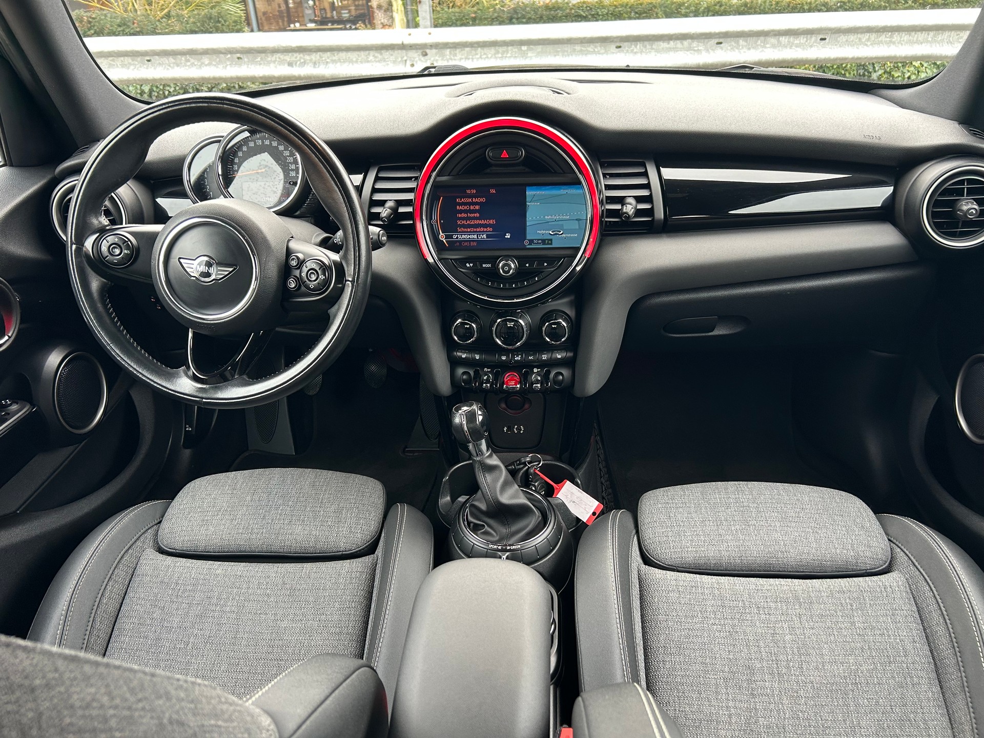 MINI Cooper S-image-8