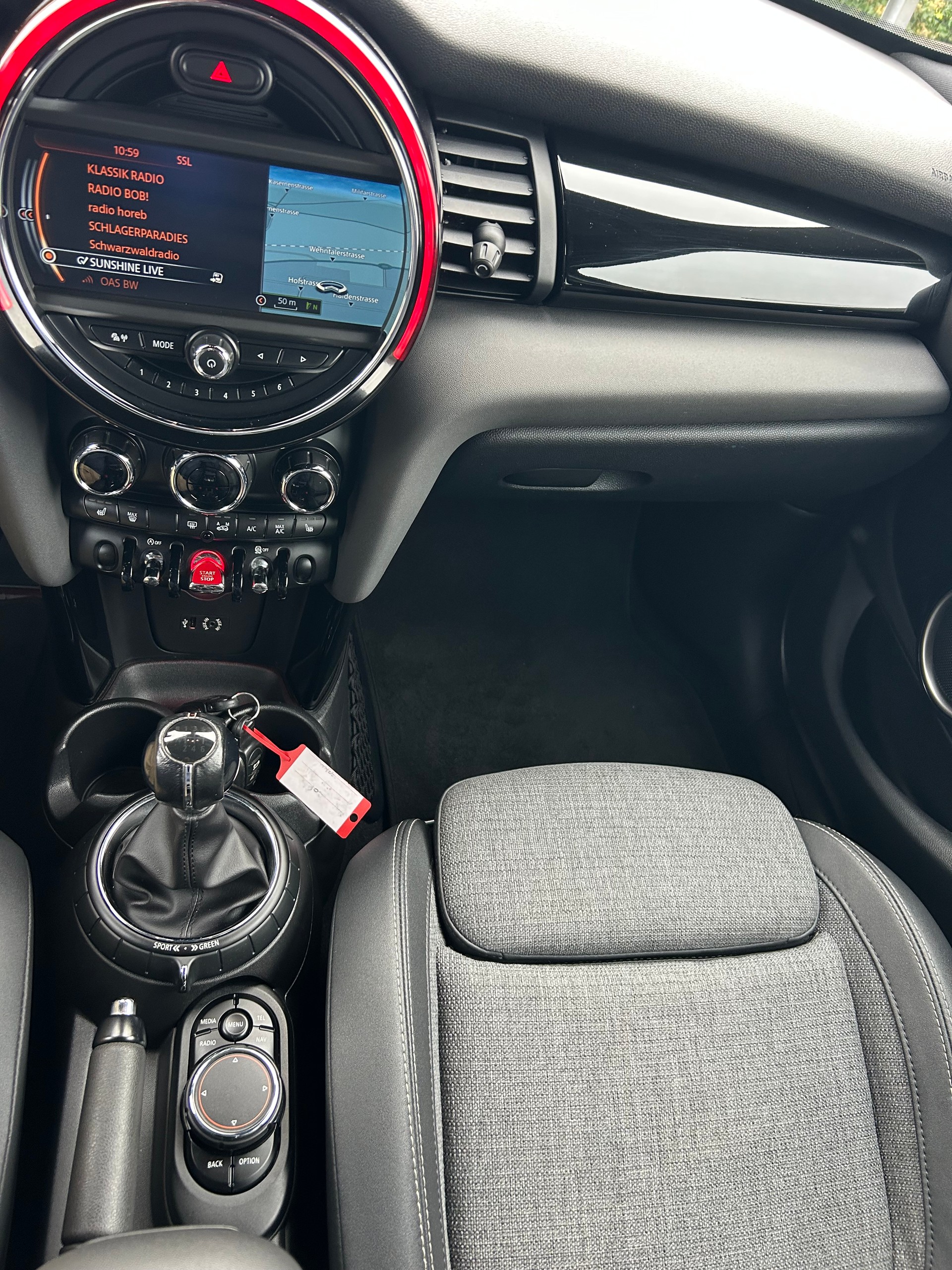 MINI Cooper S-image-13