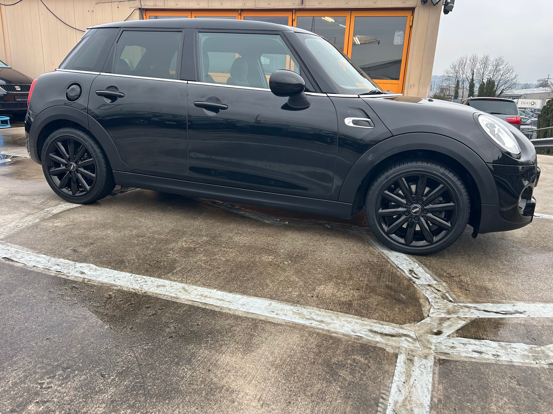 MINI Cooper S-image-5
