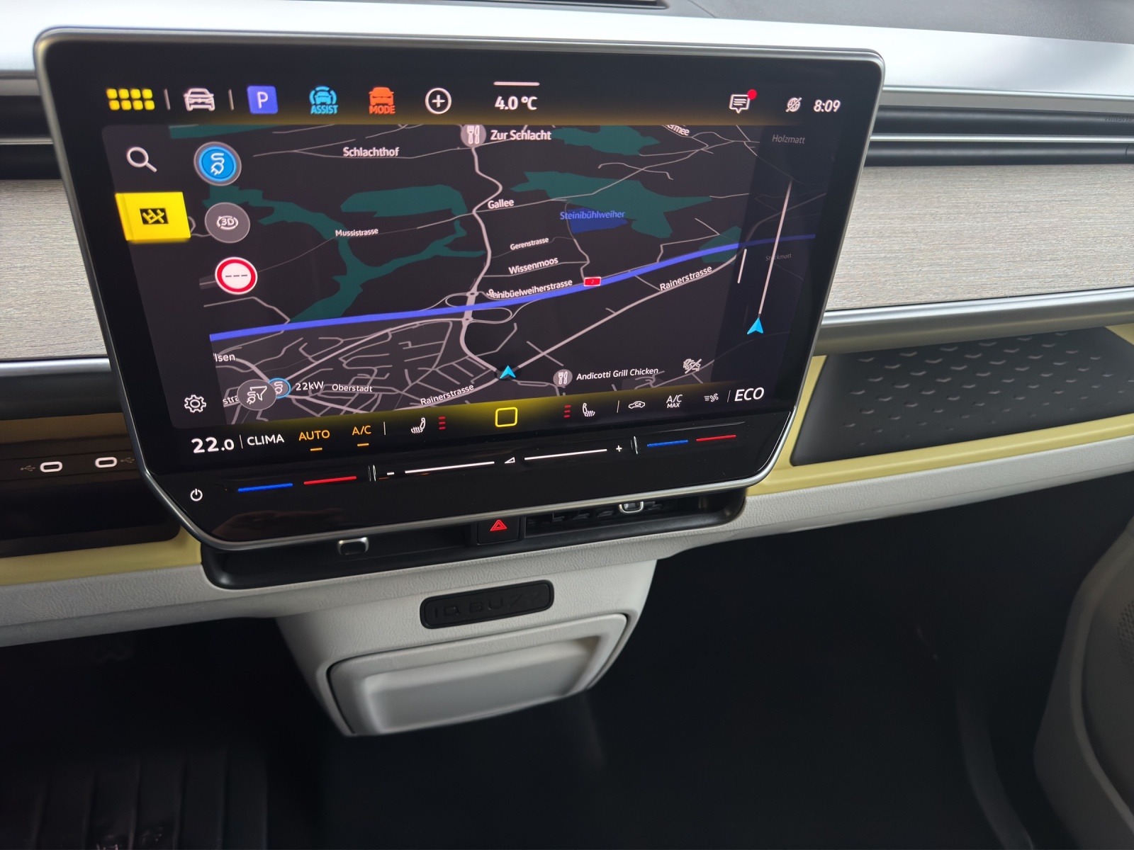 VW ID.Buzz LWB Pro-image-12