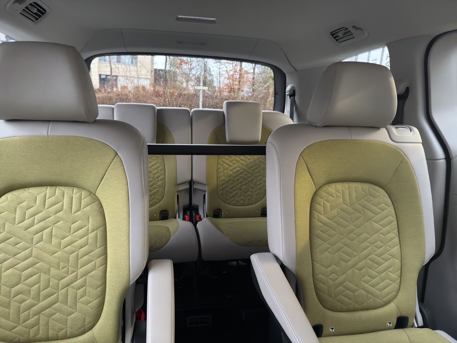 VW ID.Buzz LWB Pro-image-15