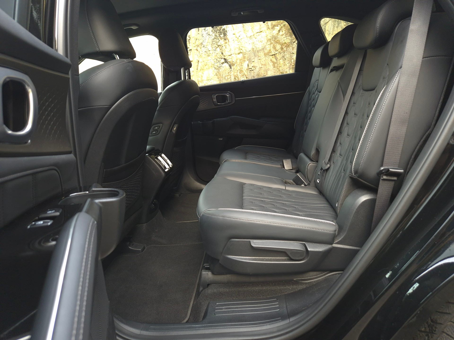 KIA Sorento 1.6 T-GDi HEV Style-image-28
