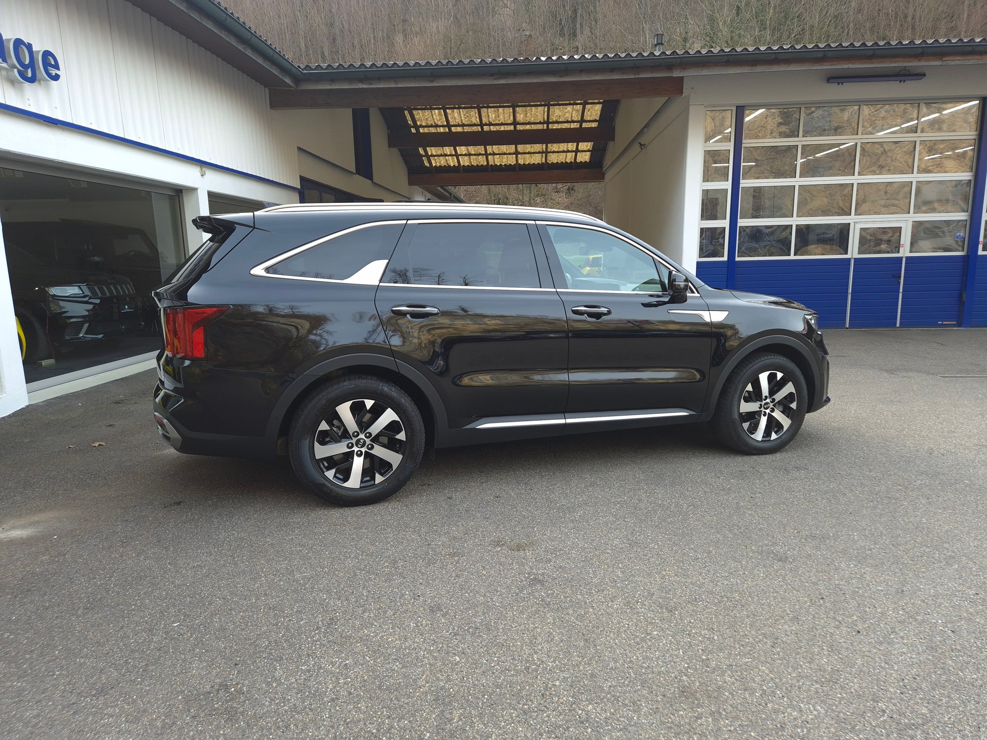 KIA Sorento 1.6 T-GDi HEV Style-image-15
