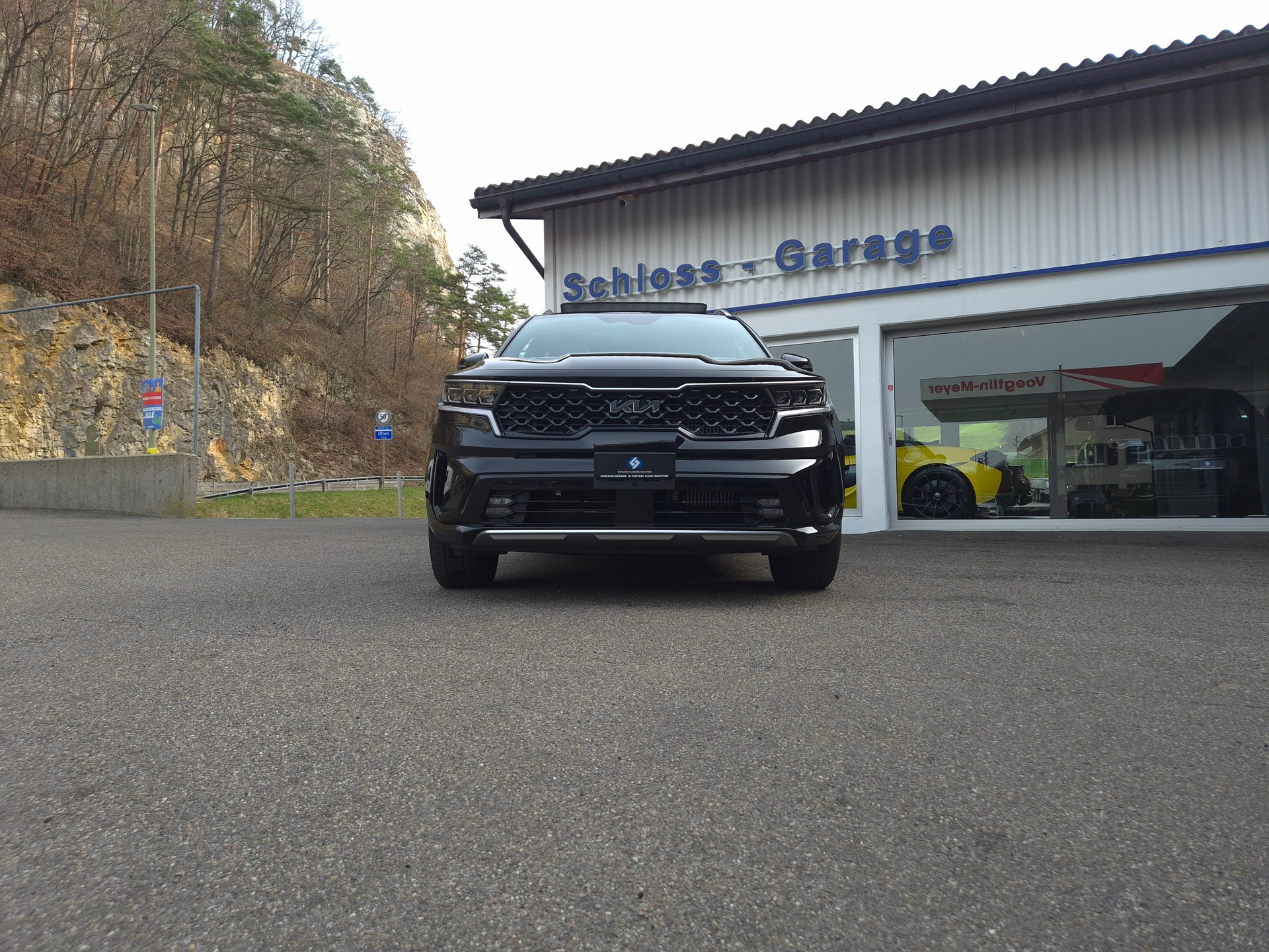 KIA Sorento 1.6 T-GDi HEV Style-showroom-element-3