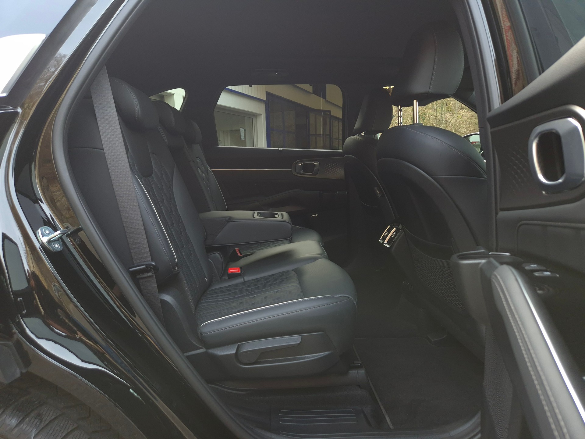 KIA Sorento 1.6 T-GDi HEV Style-image-27