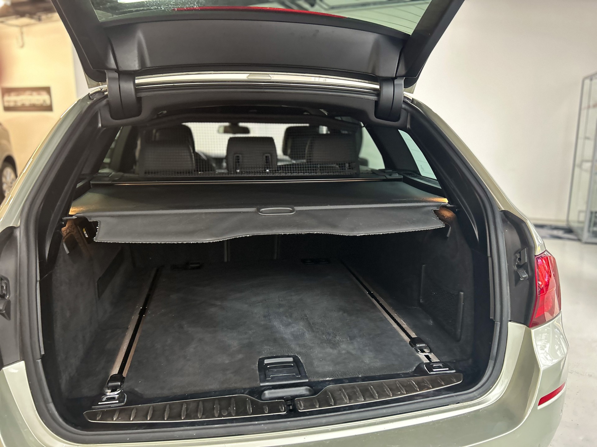 BMW 525d xDrive Touring Steptronic-image-13