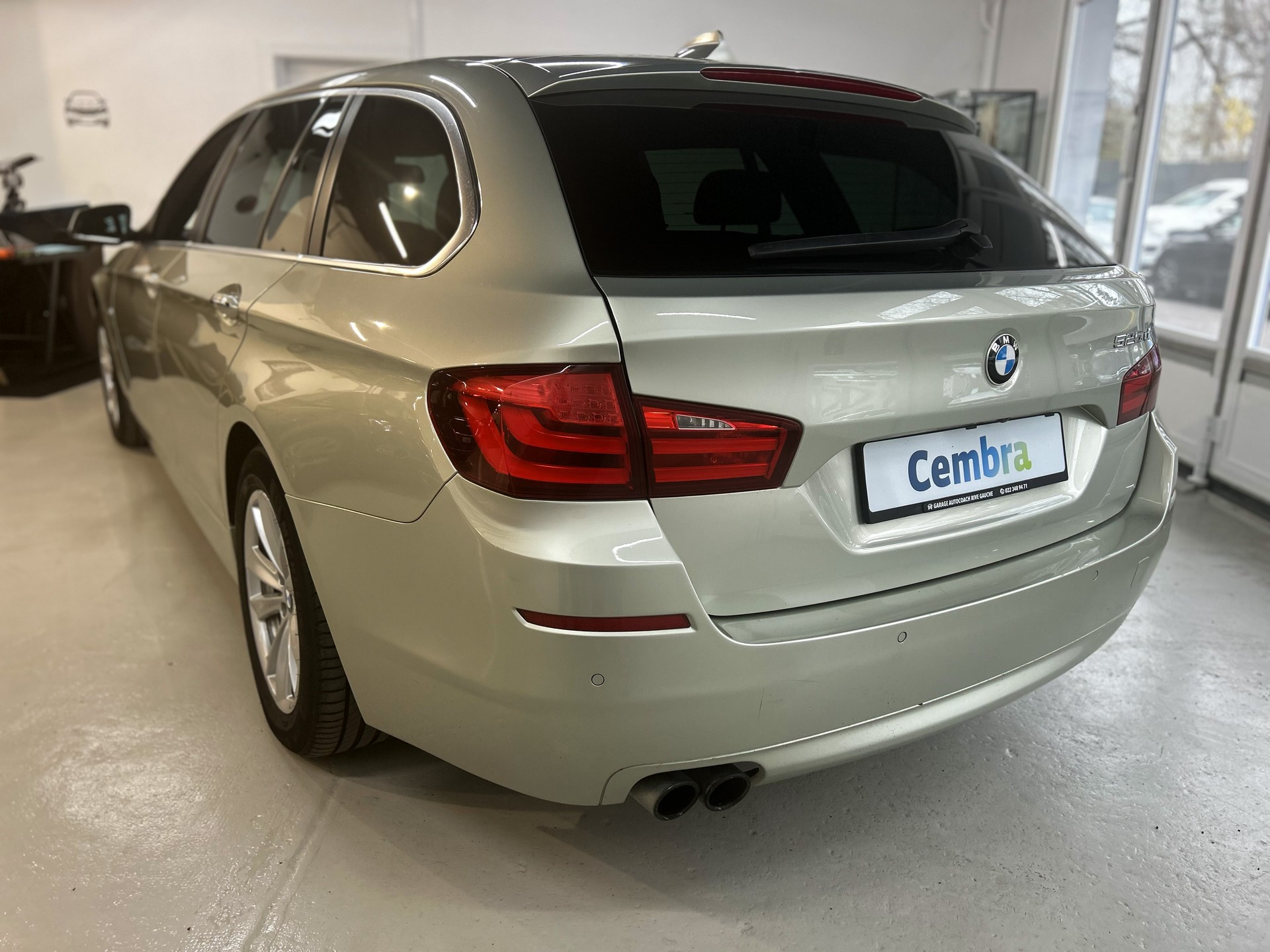BMW 525d xDrive Touring Steptronic-image-7