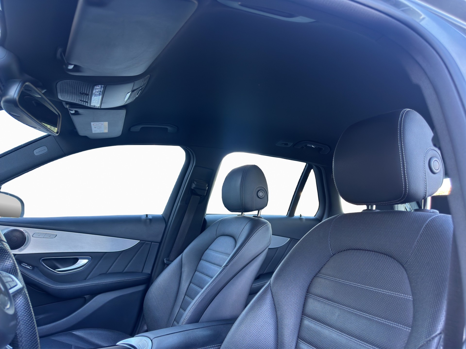 MERCEDES-BENZ GLC 250 AMG Line 4Matic 9G-Tronic-image-8