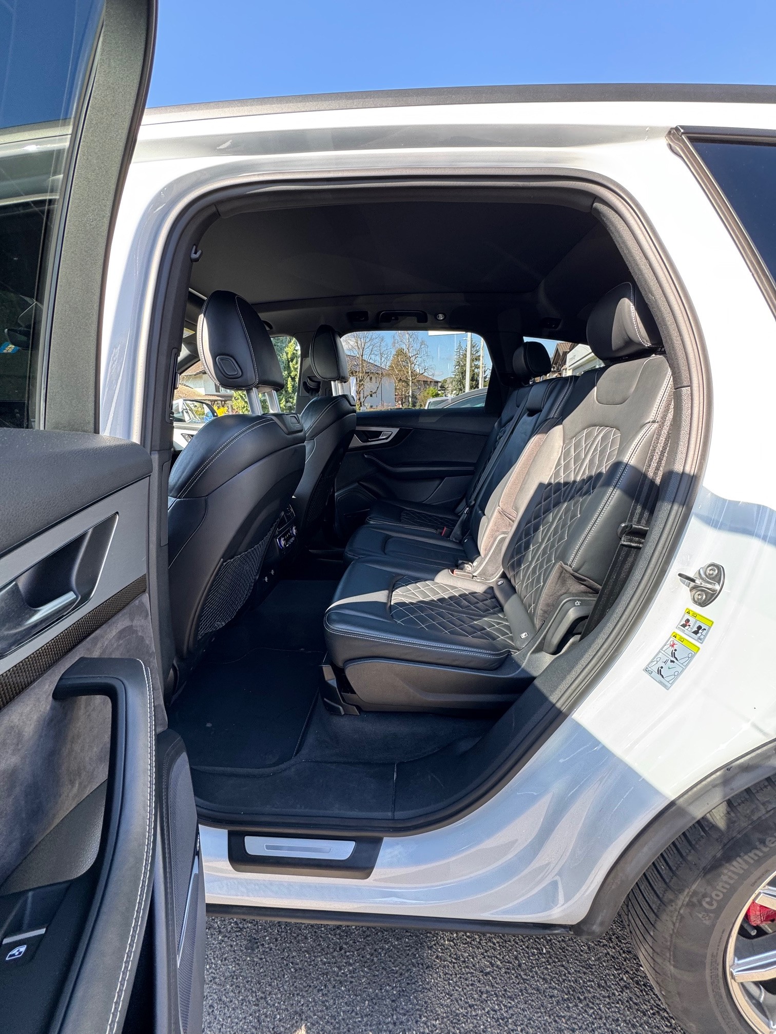 AUDI SQ7 4.0 TDI quattro tiptronic-image-21