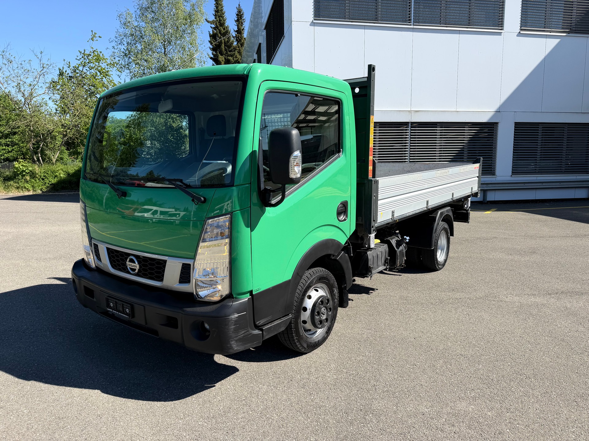 NISSAN NT400 35.13 L2 PRO