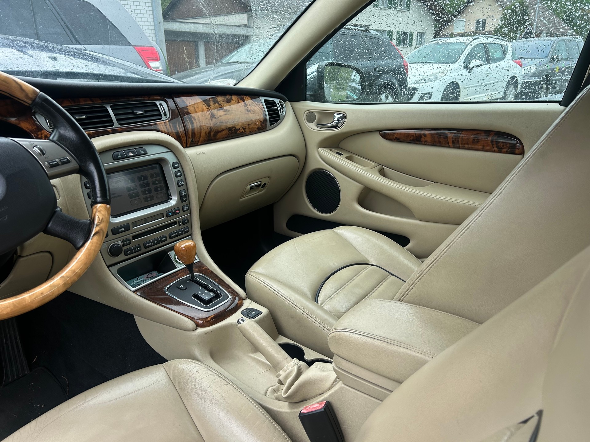 JAGUAR X-Type 3.0 V6 Traction4 Luxury Edition Automatic-image-10