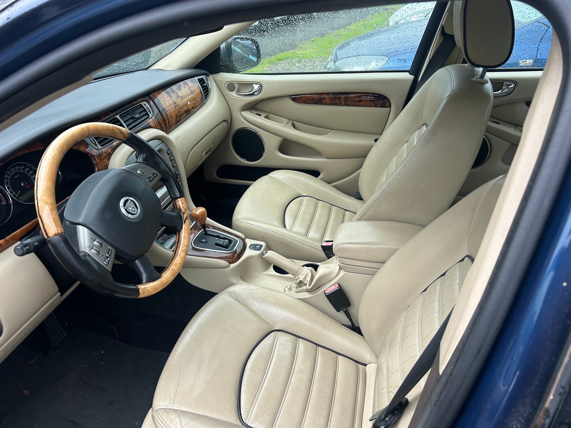 JAGUAR X-Type 3.0 V6 Traction4 Luxury Edition Automatic-image-6