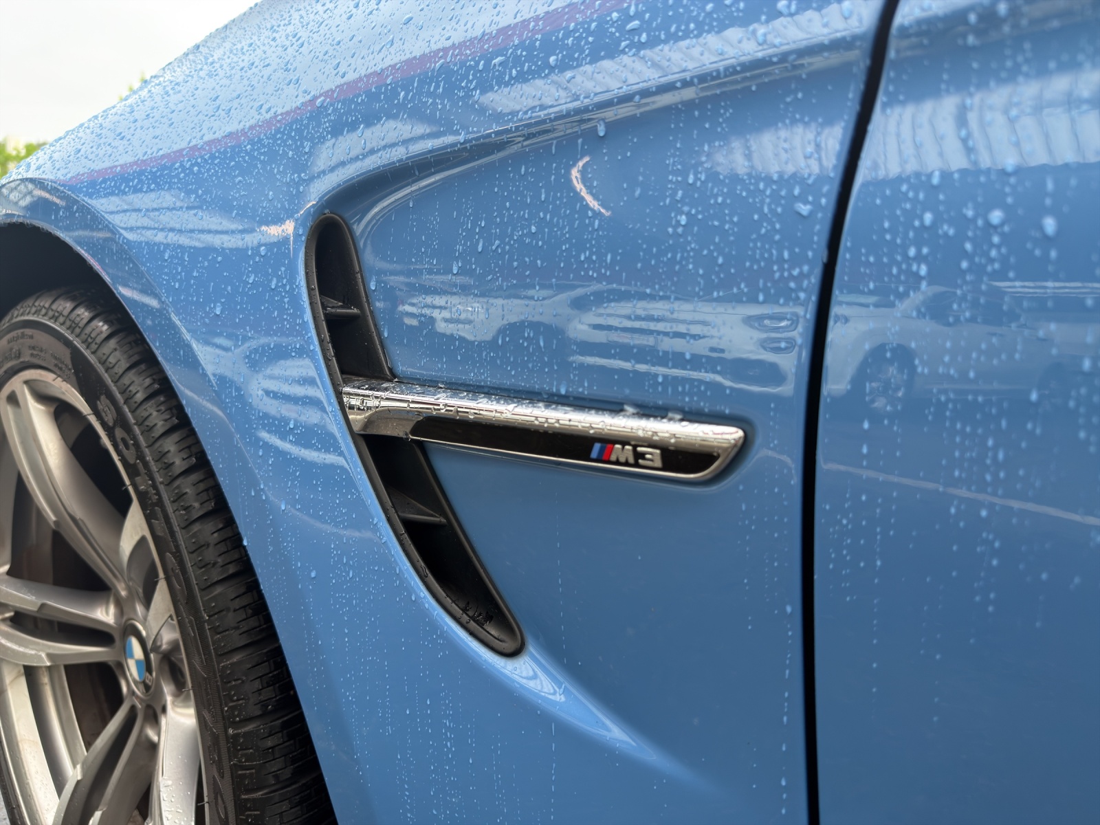 BMW M3-image-16