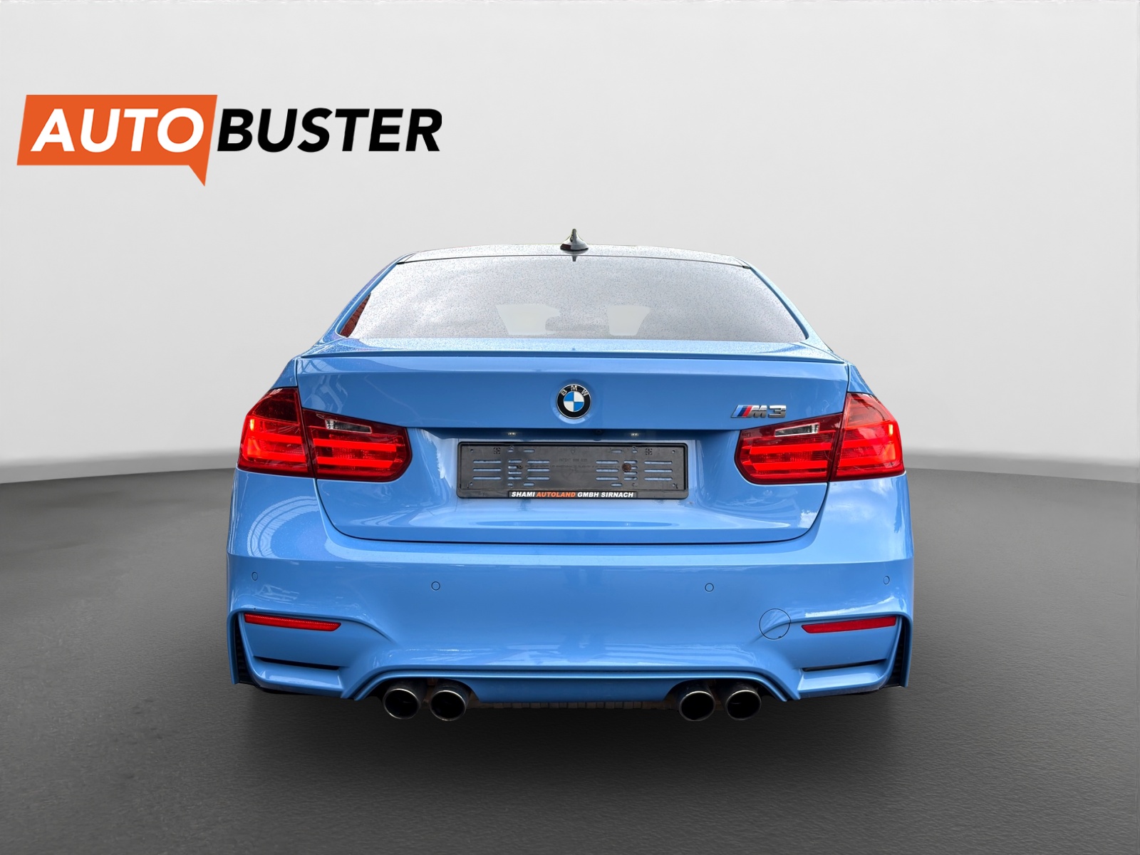 BMW M3-showroom-element-3