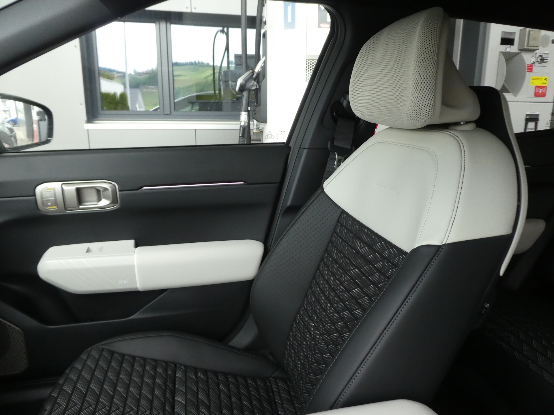KIA EV4 81,4 kWh GT-Line Fastback-image-12