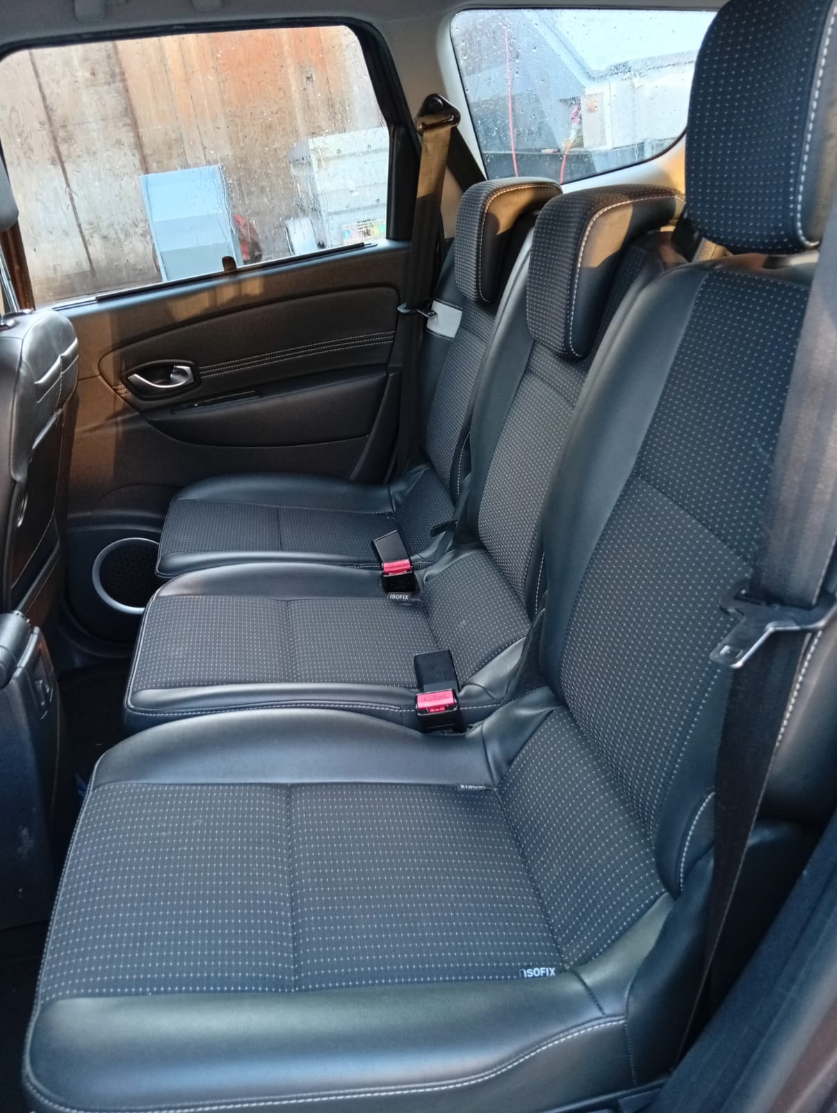 RENAULT Grand Scénic 2.0 16V Expression X-Tronic CVT-image-9