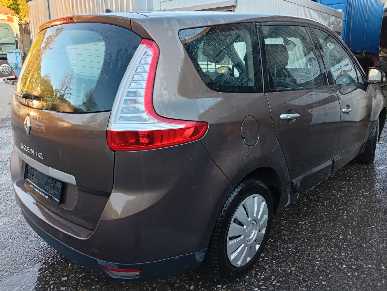 RENAULT Grand Scénic 2.0 16V Expression X-Tronic CVT-image-7