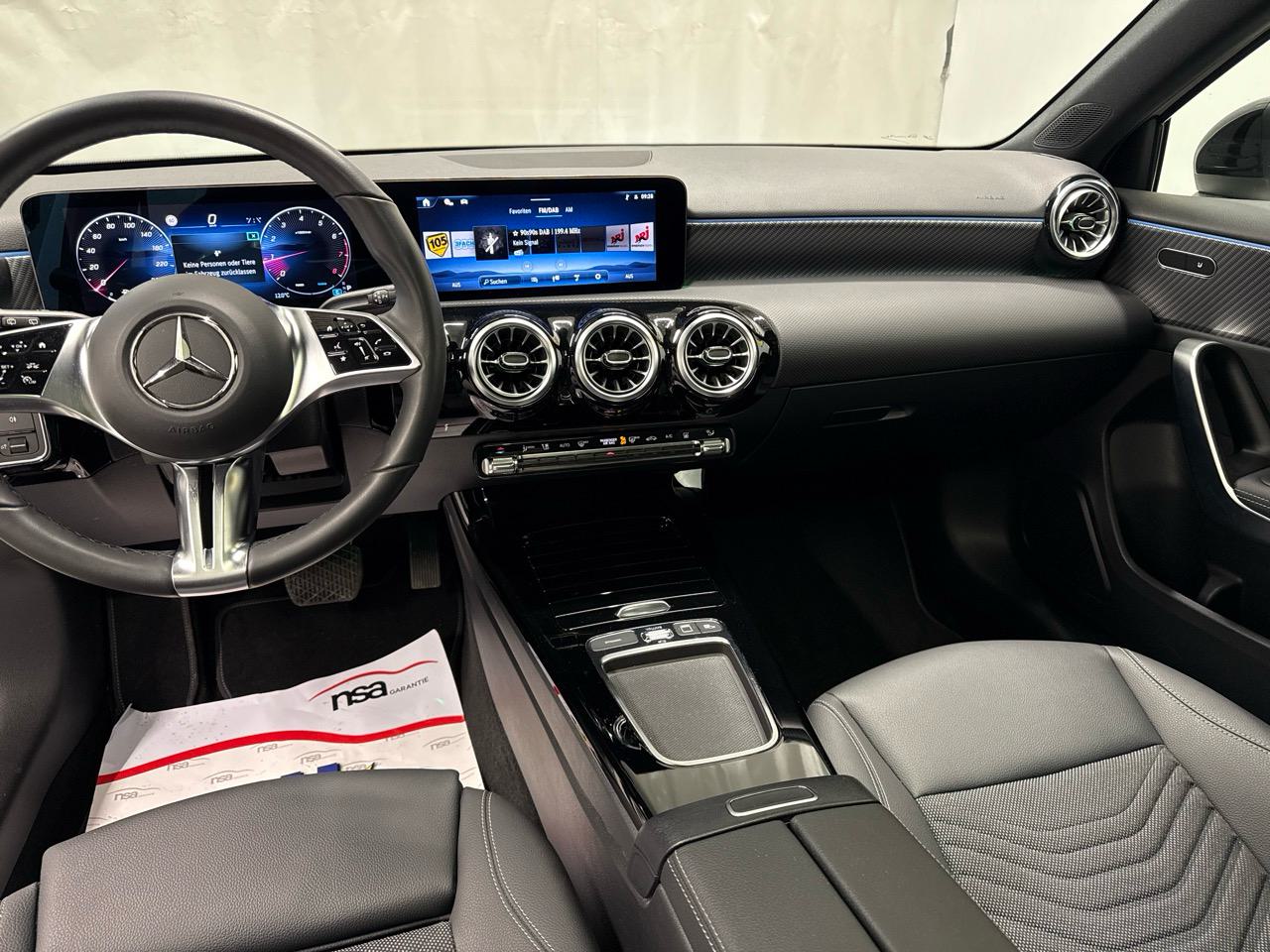 MERCEDES-BENZ A 200 Sportline DCT-image-7