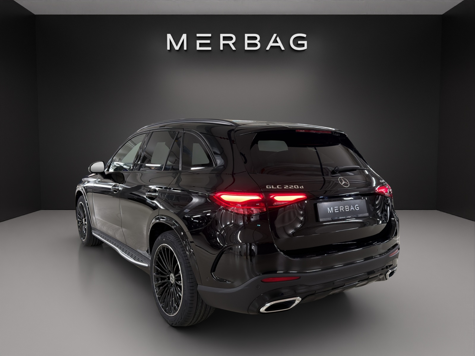 MERCEDES-BENZ GLC 220 d 4Matic 9G-Tronic-image-4