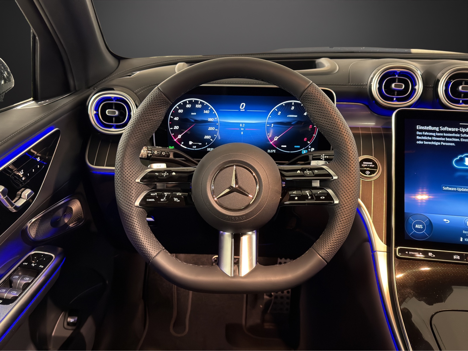 MERCEDES-BENZ GLC 220 d 4Matic 9G-Tronic-image-11