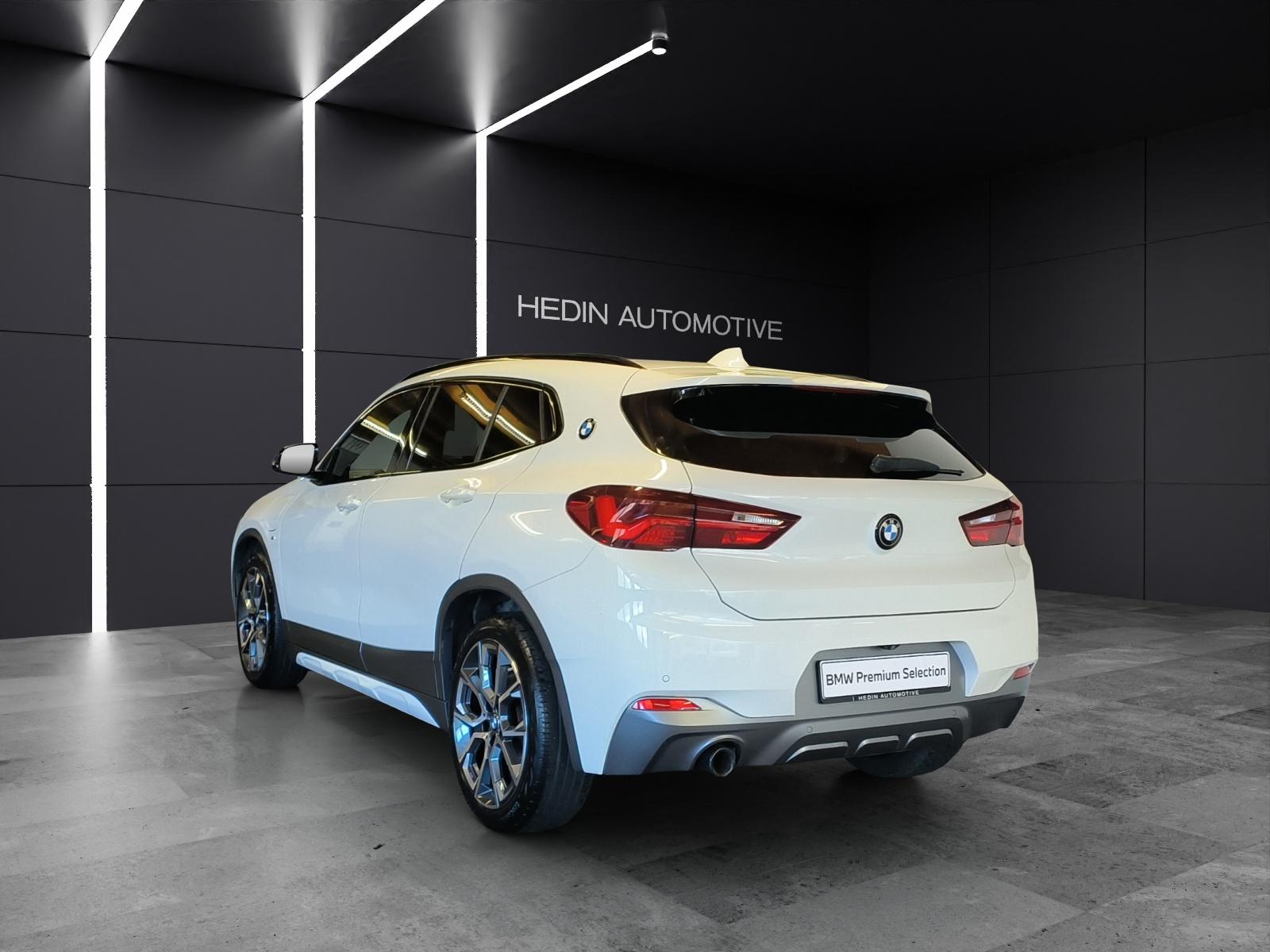 BMW X2 25e xDrive-showroom-element-2