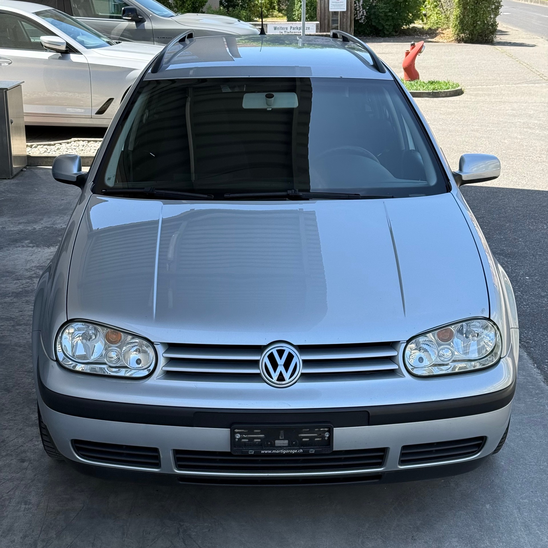 VW Golf Variant 1.9 TDI PD 4Motion-showroom-element-2