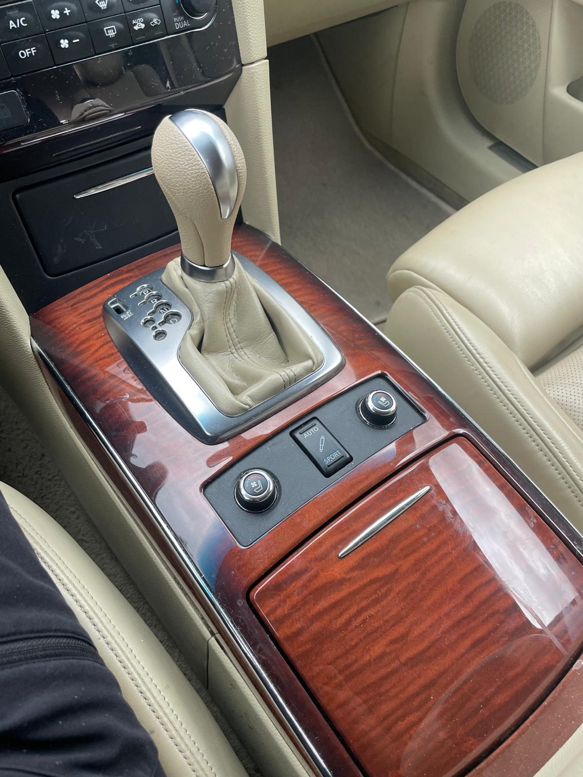 INFINITI FX30d S Premium AWD Automatic-image-12