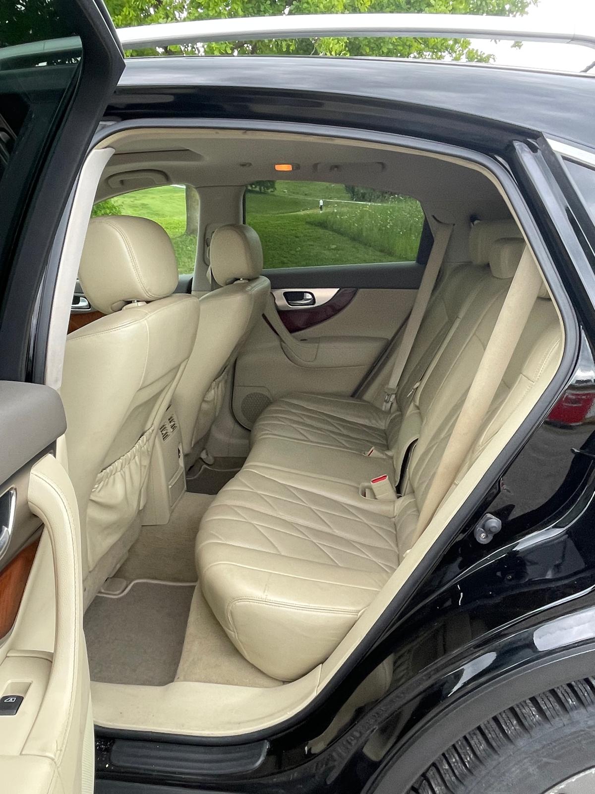INFINITI FX30d S Premium AWD Automatic-image-7