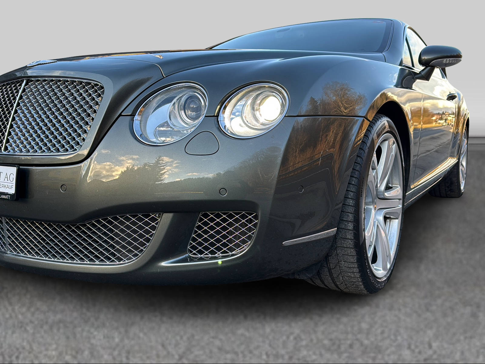 BENTLEY Continental GT 6.0-showroom-element-1